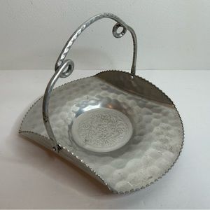 Vtg wrought hammered aluminum serving tray